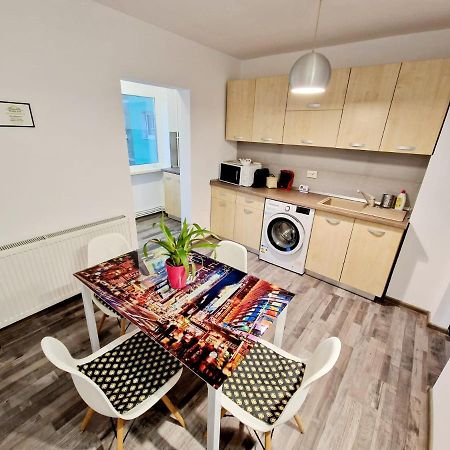 Marcos Apartments - Stanisoarei - Self Check-In Resita Luaran gambar