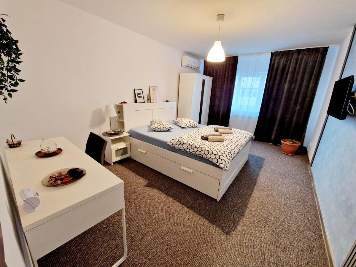 Marcos Apartments - Stanisoarei - Self Check-In Resita Luaran gambar
