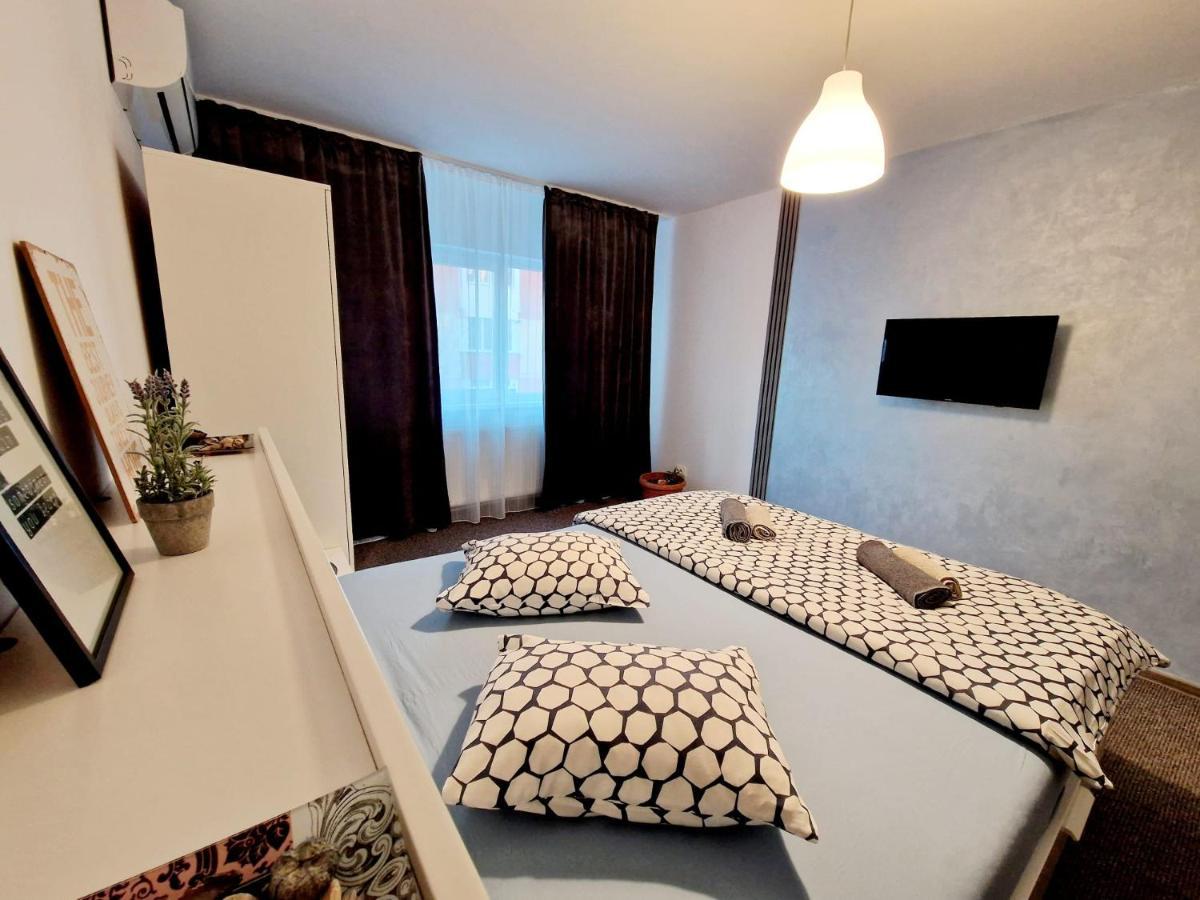 Marcos Apartments - Stanisoarei - Self Check-In Resita Luaran gambar